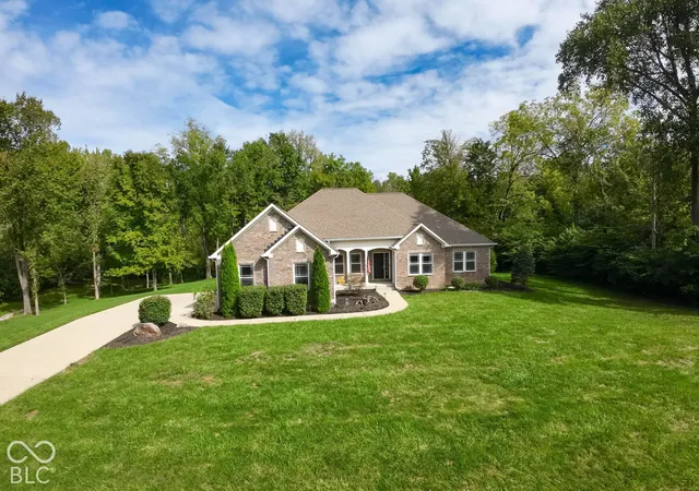 Photo 3 of Single family home for sale at 10038 Indian Lake Blvd N, Indianapolis, IN 46236 | MLS# 22127243 | Listing updated on 2026-10-07