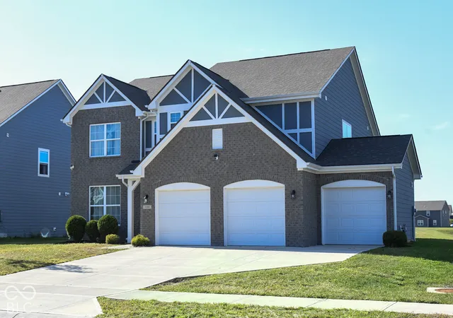 Photo 2 of Single family home for sale at 6008 Phillips Dr, Brownsburg, IN 46112 | MLS# 22127265 | Listing updated on 2026-10-08