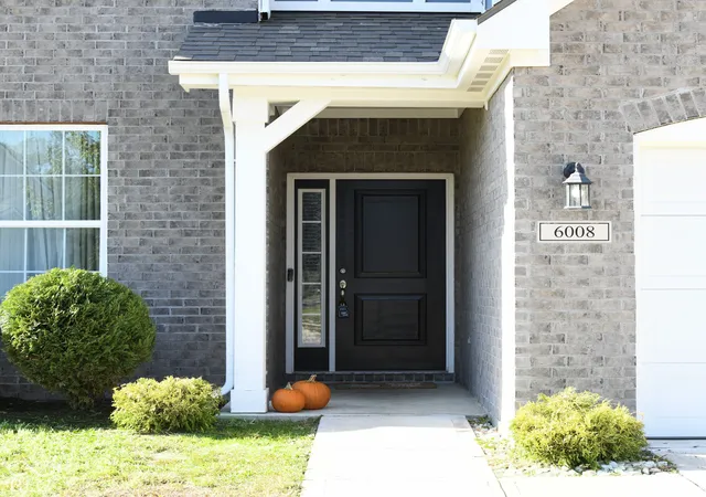 Photo 3 of Single family home for sale at 6008 Phillips Dr, Brownsburg, IN 46112 | MLS# 22127265 | Listing updated on 2026-10-08