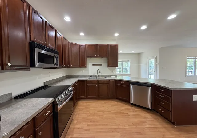 Photo 1 of Single family home for sale at 6234 Simien Rd, Indianapolis, IN 46237 | MLS# 22127272 | Listing updated on 2026-10-02