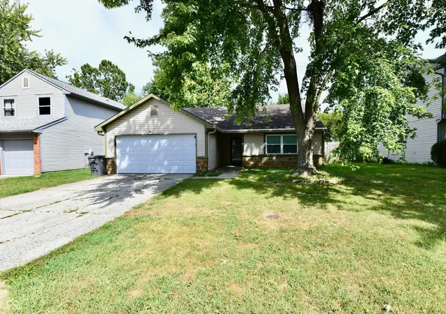 Photo 1 of Sale Pending at 6794 Dunsany Ln, Indianapolis, IN 46254 | MLS# 22127277 | Listing updated on 2026-09-27