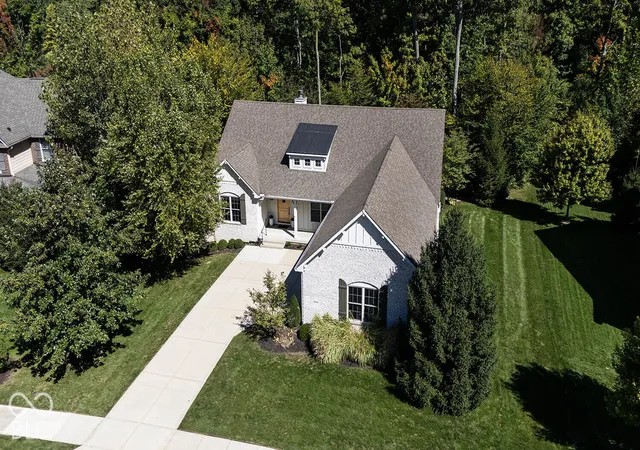 Photo 3 of Single family home for sale at 6562 W May Apple Dr, Mc Cordsville, IN 46055 | MLS# 22127278 | Listing updated on 2026-10-02
