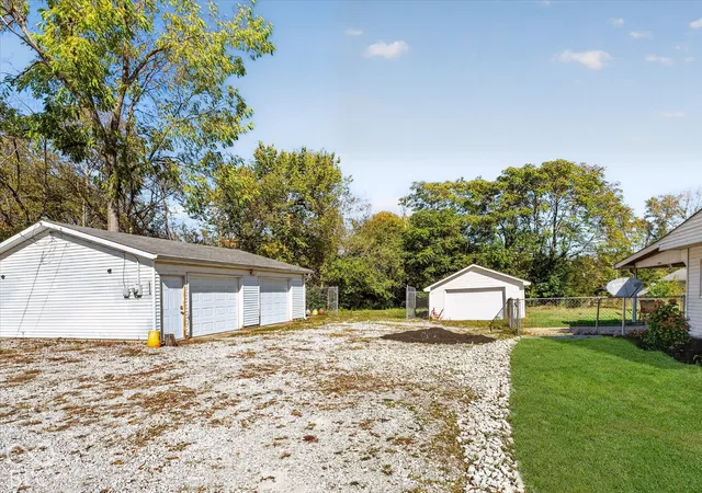 Photo 3 of House for sale at 9104 W Hamilton Ave, Indianapolis, IN 46234 | MLS# 22127295 | Listing updated on 2026-10-26