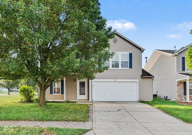 Single family home for sale at 6921 Maywood Cir, Avon, IN 46123 | MLS# 22127301