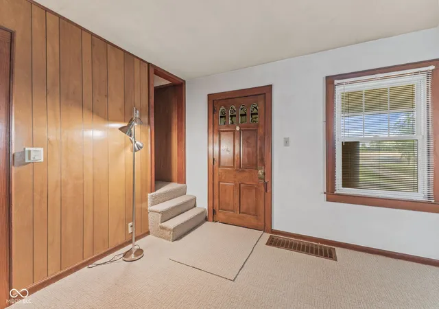 Photo 4 of Single family home for sale at 6725 Camby Rd, Indianapolis, IN 46221 | MLS# 22127305 | Listing updated on 2026-09-28