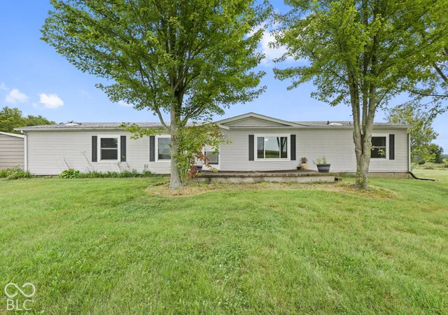 Photo 1 of Sale Pending at 2188 S County Rd 950 E, New Castle, IN 47362 | MLS# 22127306 | Listing updated on 2026-10-01