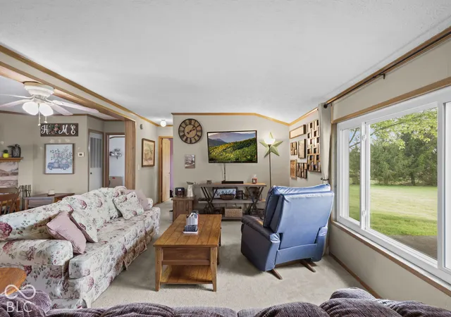 Photo 4 of Sale Pending at 2188 S County Rd 950 E, New Castle, IN 47362 | MLS# 22127306 | Listing updated on 2026-10-01