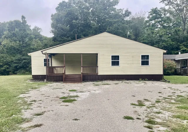 Photo 1 of Manufactured home for sale at 10259 Deer Run Rd, Poland, IN 47868 | MLS# 22127323 | Listing updated on 2026-09-25