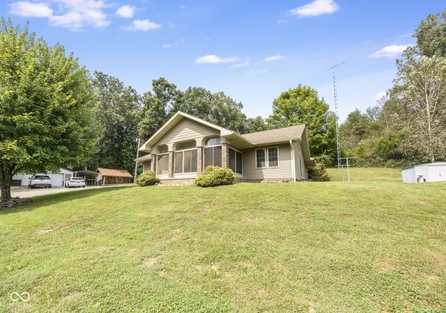 Photo 3 of Single family home for sale at 22110 Beacon St, Metamora, IN 47030 | MLS# 22127326 | Listing updated on 2026-09-22