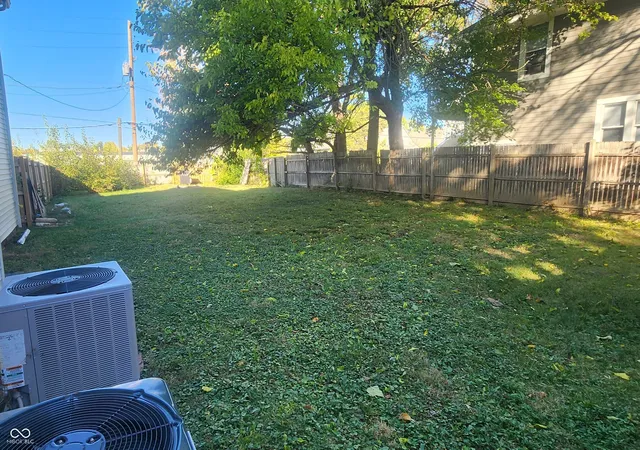 Photo 2 of Sale Pending at 1018 Tecumseh St, Indianapolis, IN 46201 | MLS# 22127329 | Listing updated on 2026-09-28