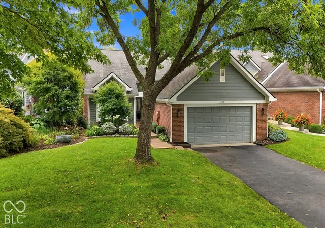 Photo 2 of Single family home for sale at 8103 Clearwater Pkwy, Indianapolis, IN 46240 | MLS# 22127331 | Listing updated on 2026-09-28