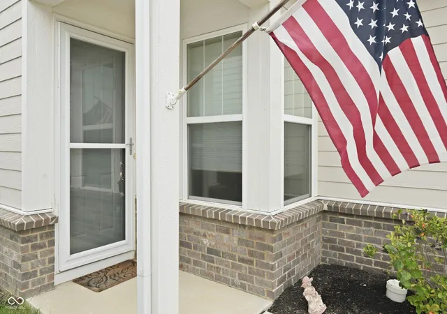 Photo 3 of Single family home for sale at 2674 Old Rosebud Ln, Westfield, IN 46074 | MLS# 22127333 | Listing updated on 2026-09-22