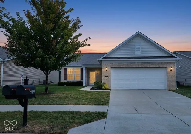 Photo 1 of Single family home for sale at 4904 Lilium Dr, Plainfield, IN 46168 | MLS# 22127334 | Listing updated on 2026-09-27