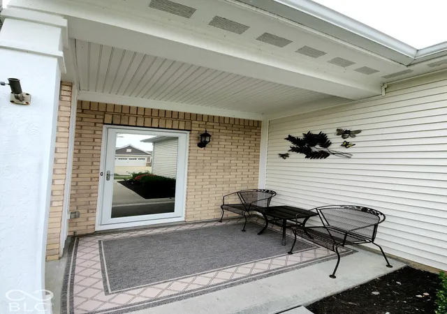 Photo 2 of Single family home for sale at 4904 Lilium Dr, Plainfield, IN 46168 | MLS# 22127334 | Listing updated on 2026-09-27