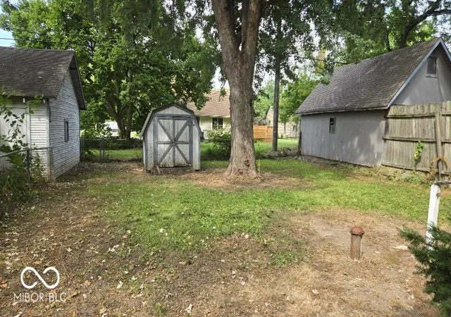 Photo 4 of Single family home for sale at 7112 Dobson St, Indianapolis, IN 46268 | MLS# 22127336 | Listing updated on 2026-09-22