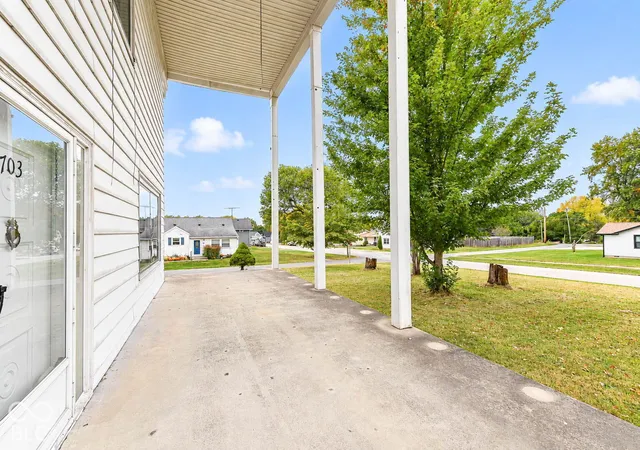 Photo 3 of Single family home for sale at 703 E Walnut, Frankton, IN 46044 | MLS# 22127340 | Listing updated on 2026-10-27