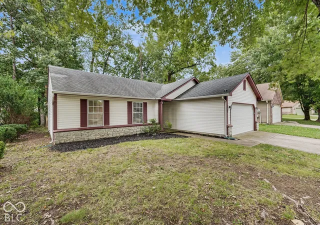 Photo 2 of Single family home for sale at 3735 Cologne Ct, Indianapolis, IN 46228 | MLS# 22127341 | Listing updated on 2026-09-28