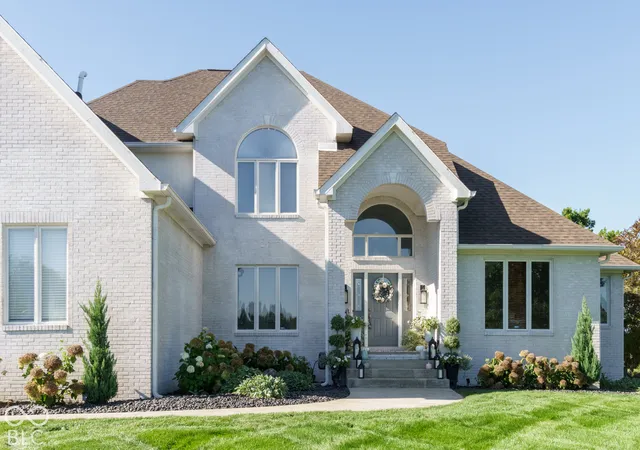 Photo 3 of Mansion for sale at 16270 Remington Dr, Fishers, IN 46037 | MLS# 22127344 | Listing updated on 2026-10-09