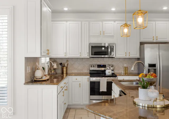 Photo 4 of Single family home for sale at 16270 Remington Dr, Fishers, IN 46037 | MLS# 22127344 | Listing updated on 2026-10-09