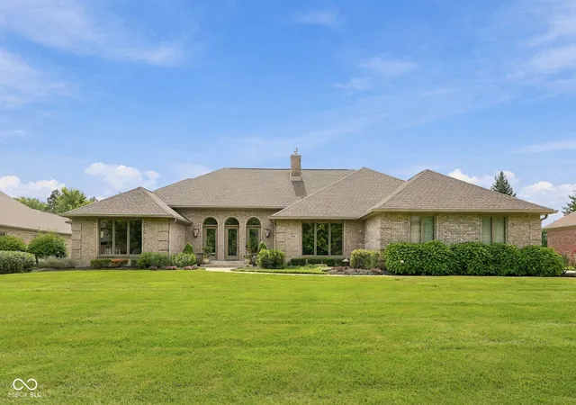 Photo 1 of Sale Pending at 7101 W Augusta Blvd, Yorktown, IN 47396 | MLS# 22127346 | Listing updated on 2026-10-06