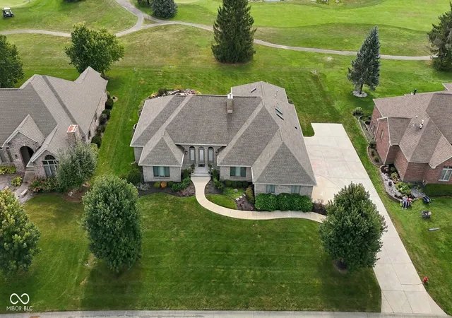 Photo 3 of Sale Pending at 7101 W Augusta Blvd, Yorktown, IN 47396 | MLS# 22127346 | Listing updated on 2026-10-06