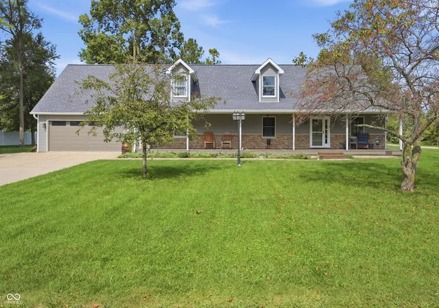 Photo 1 of Single family home for sale at 10366 E 155 Road S, Greentown, IN 46936 | MLS# 22127351 | Listing updated on 2026-10-07