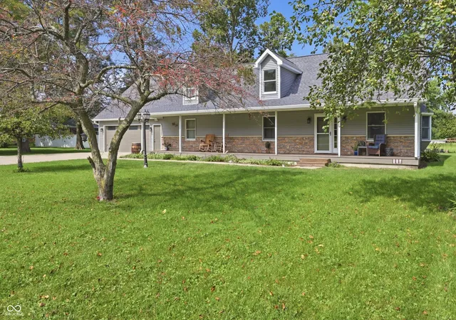 Photo 2 of Single family home for sale at 10366 E 155 Road S, Greentown, IN 46936 | MLS# 22127351 | Listing updated on 2026-10-07