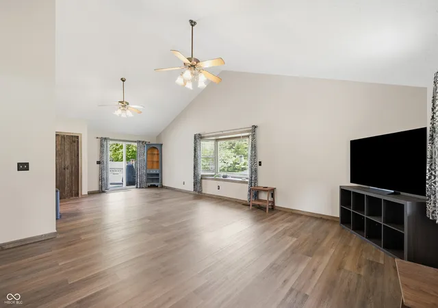 Photo 3 of Single family home for sale at 10366 E 155 Road S, Greentown, IN 46936 | MLS# 22127351 | Listing updated on 2026-10-07