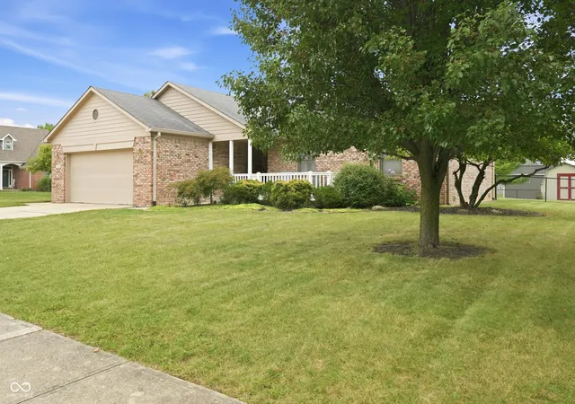 Photo 3 of Sale Pending at 1477 Janetta Ct, Danville, IN 46122 | MLS# 22127359 | Listing updated on 2026-10-03