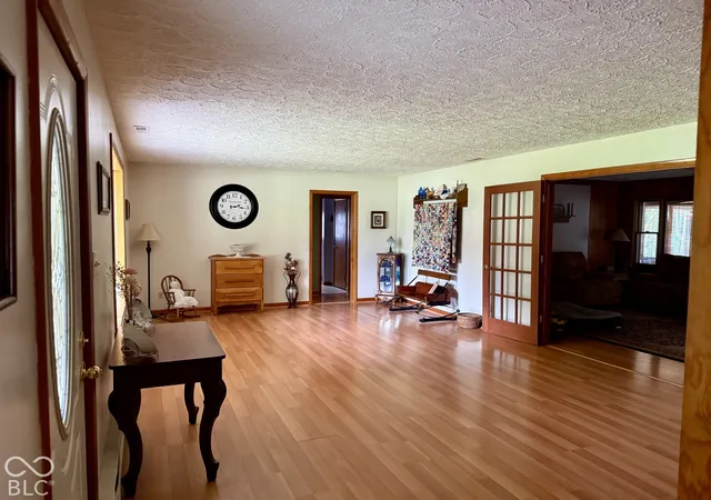 Photo 3 of Single family home for sale at 2344 W Del Mar Dr, Crawfordsville, IN 47933 | MLS# 22127360 | Listing updated on 2026-09-30