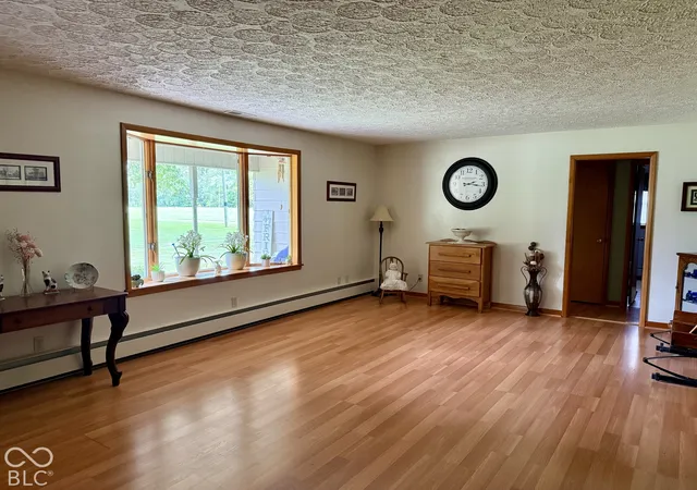 Photo 4 of Single family home for sale at 2344 W Del Mar Dr, Crawfordsville, IN 47933 | MLS# 22127360 | Listing updated on 2026-09-30