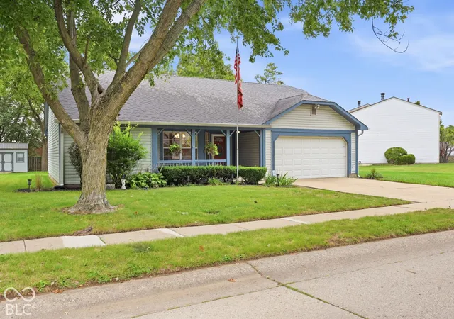 Photo 1 of Single family home for sale at 6935 Cross Key Dr, Indianapolis, IN 46268 | MLS# 22127372 | Listing updated on 2026-09-26