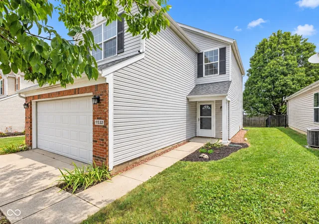 Photo 1 of Single family home for sale at 11532 Glenn Abbey Ln, Indianapolis, IN 46235 | MLS# 22127374 | Listing updated on 2026-09-22