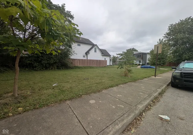 Land for sale at 555 N Temple Ave, Indianapolis, IN 46201 | MLS# 22127377