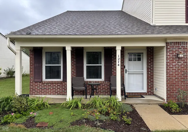 Photo 2 of Single family home for sale at 1274 River Ridge Dr, Brownsburg, IN 46112 | MLS# 22127384 | Listing updated on 2026-09-22