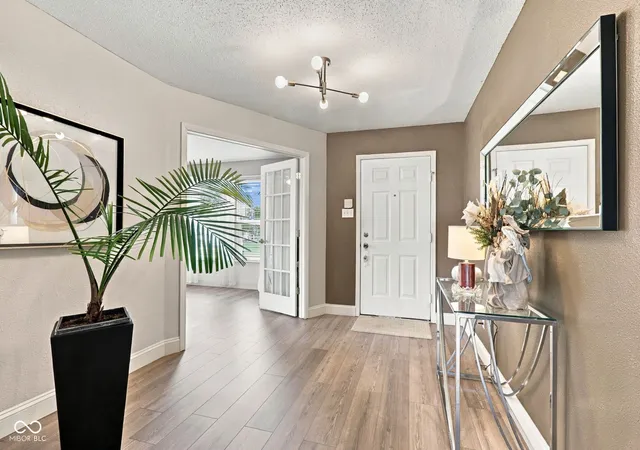 Photo 4 of Single family home for sale at 14555 Stewart Cir, Fishers, IN 46038 | MLS# 22127390 | Listing updated on 2026-09-22