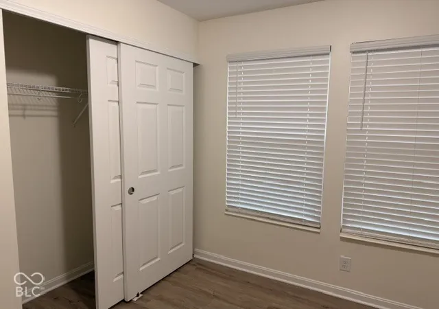 Photo 4 of Single family home for sale at 5038 Arling Ct, Indianapolis, IN 46237 | MLS# 22127395 | Listing updated on 2026-10-03
