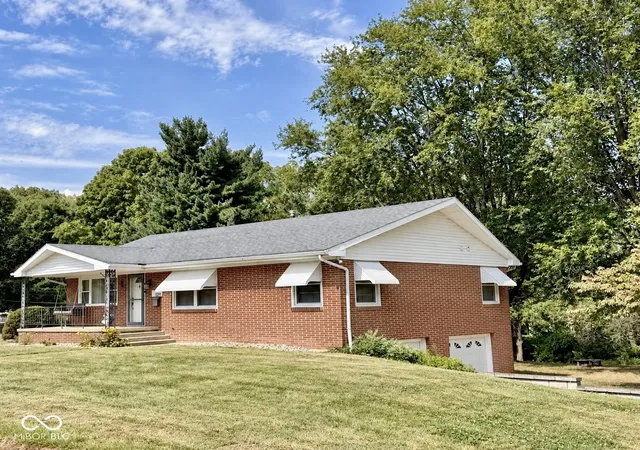 Photo 1 of Single family home for sale at 1029 Orchard Dr, Covington, IN 47932 | MLS# 22127396 | Listing updated on 2026-09-22