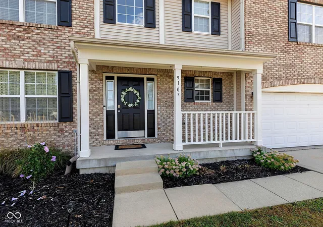 Photo 3 of Single family home for sale at 9107 Driftwood Ct, Mc Cordsville, IN 46055 | MLS# 22127400 | Listing updated on 2026-09-24