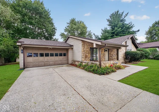 Photo 1 of Single family home for sale at 1627 Countryside Ln, Indianapolis, IN 46231 | MLS# 22127401 | Listing updated on 2026-09-24
