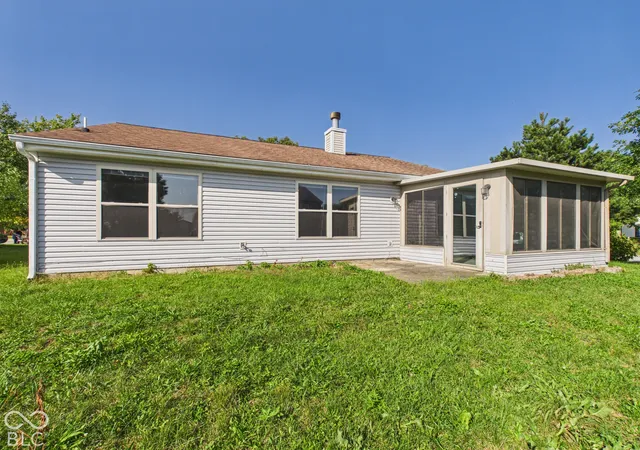 Photo 3 of Single family home for sale at 5516 Lake Boggs St, Indianapolis, IN 46254 | MLS# 22127407 | Listing updated on 2026-10-08