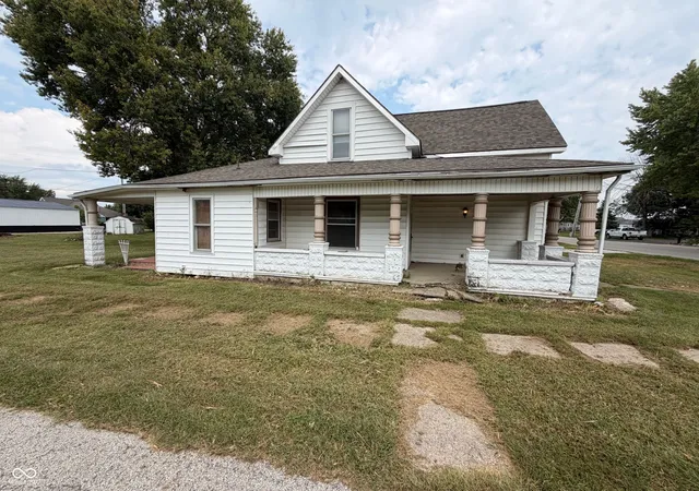 Photo 1 of Single family home for sale at 250 S Central St, Atlanta, IN 46031 | MLS# 22127415 | Listing updated on 2026-10-02