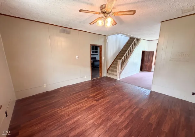 Photo 3 of Single family home for sale at 250 S Central St, Atlanta, IN 46031 | MLS# 22127415 | Listing updated on 2026-10-02