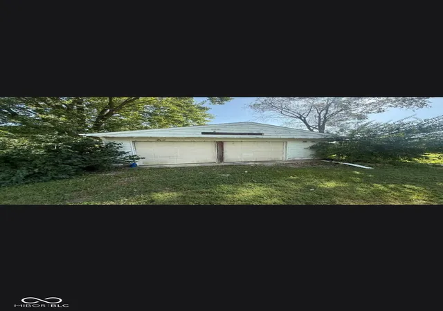 Single family home for sale at 4681 E State Rd 236, Middletown, IN 47356 | MLS# 22127439