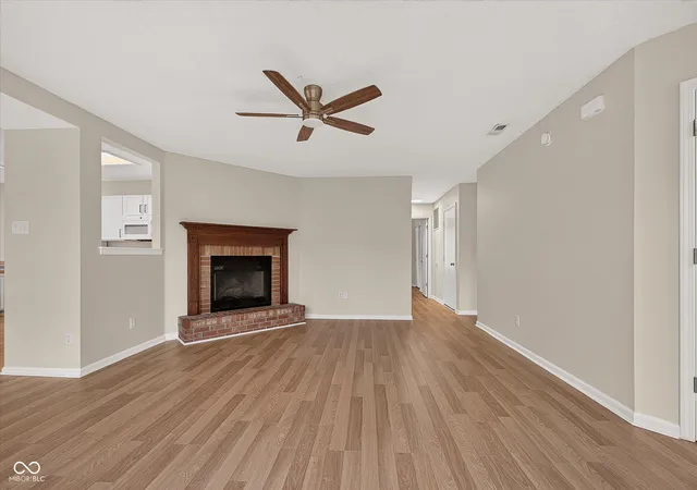 Photo 4 of Single family home for sale at 2203 Summerfield Dr, Plainfield, IN 46168 | MLS# 22127443 | Listing updated on 2026-09-22