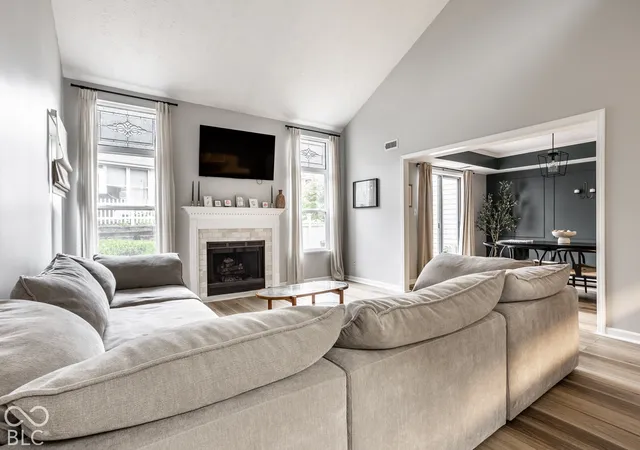 Photo 2 of Townhouse for sale at 6532 Aintree Ter, Indianapolis, IN 46250 | MLS# 22127450 | Listing updated on 2026-09-28