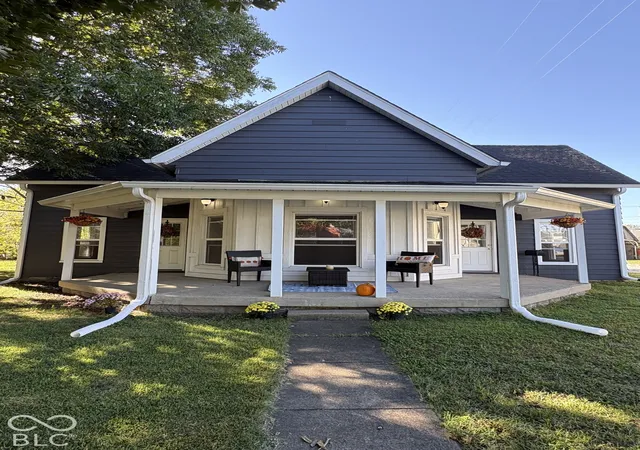 Photo 1 of Single family home for sale at 639 W Morgan St, Martinsville, IN 46151 | MLS# 22127453 | Listing updated on 2026-10-06