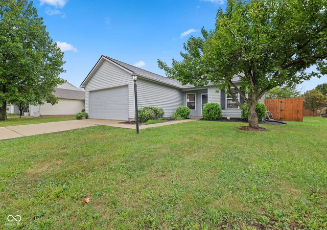 Photo 1 of Single family home for sale at 1585 Sweetwater Ln, Greenfield, IN 46140 | MLS# 22127456 | Listing updated on 2026-09-23