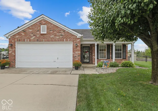 Photo 1 of Single family home for sale at 6519 Frankenberger Dr, Indianapolis, IN 46237 | MLS# 22127468 | Listing updated on 2026-10-01