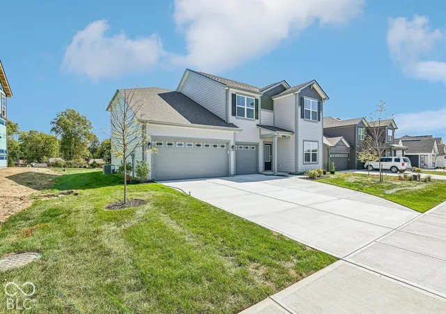 Photo 2 of Single family home for sale at 285 Sam Himsel Way, Danville, IN 46122 | MLS# 22127476 | Listing updated on 2026-10-09
